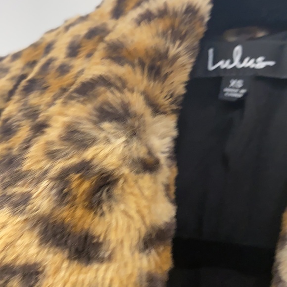 Lulu’s leopard jacket - Picture 2 of 2
